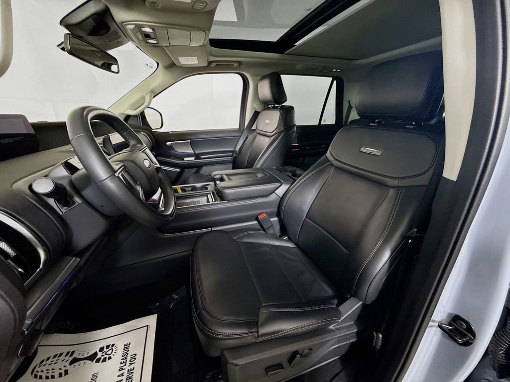 Certified 2025 Ford Expedition Max Platinum AWD/4WD image 9
