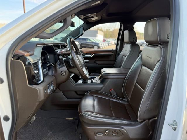 Used 2023 GMC Sierra 1500 Denali w/ Technology Package AWD/4WD image 14
