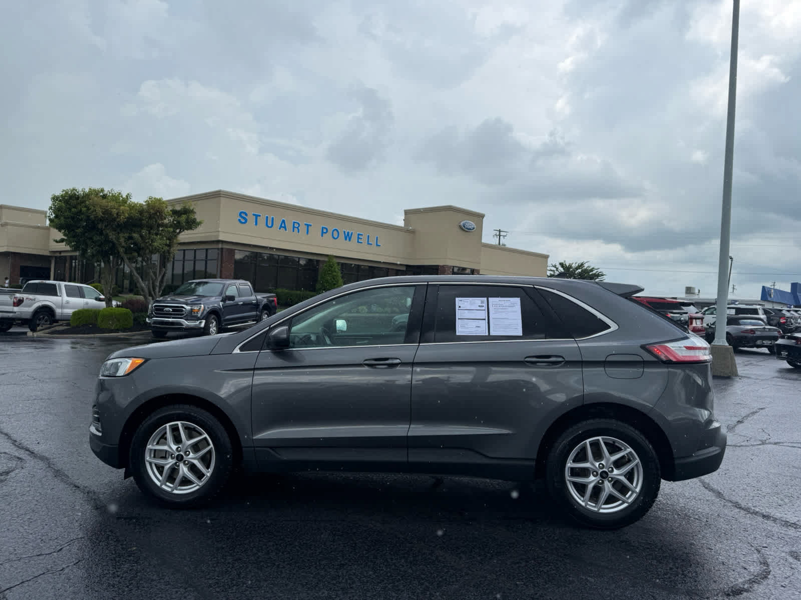 Certified 2024 Ford Edge SEL w/ Convenience Package AWD/4WD image 25
