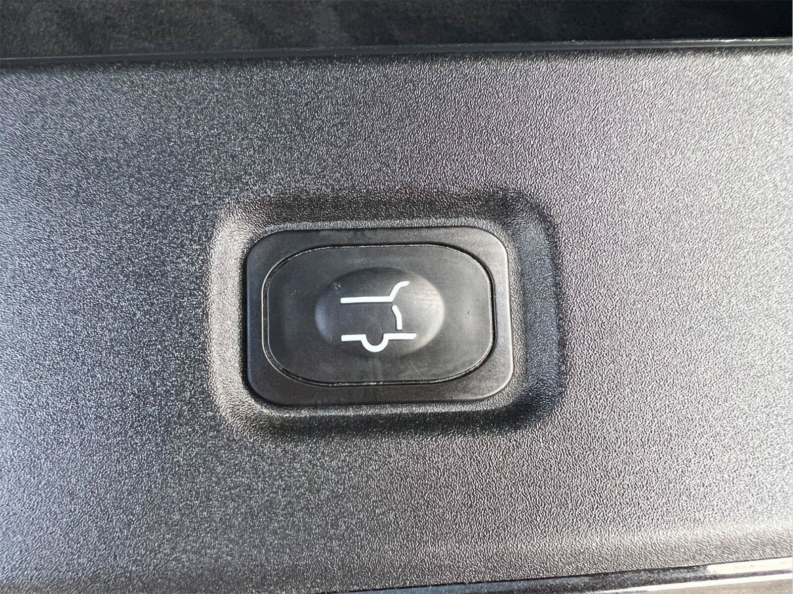 Certified 2025 Ford Expedition Tremor AWD/4WD image 24