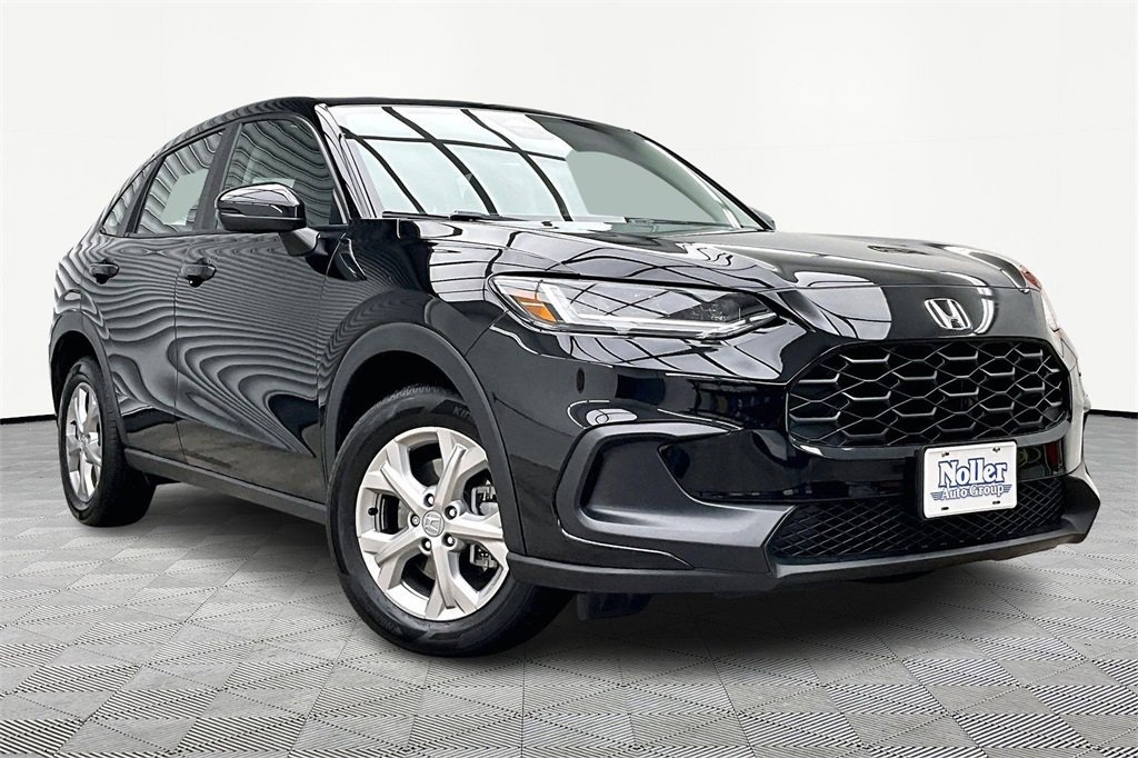 Used 2025 Honda HR-V LX image 12