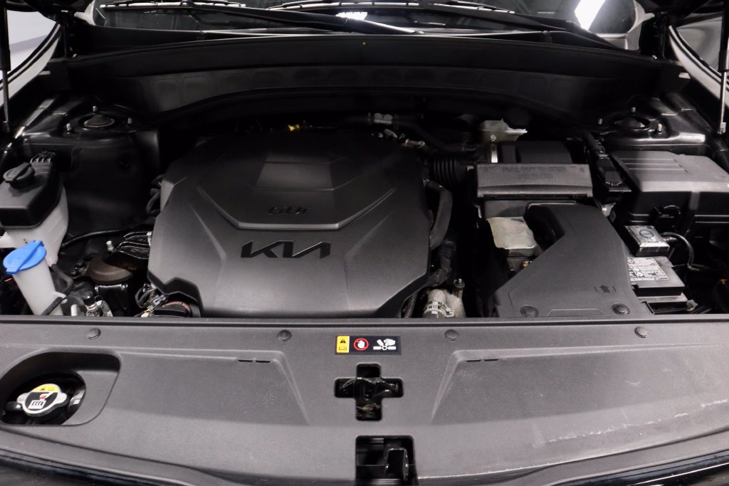 Used 2025 Kia Telluride EX X-Line AWD/4WD image 18