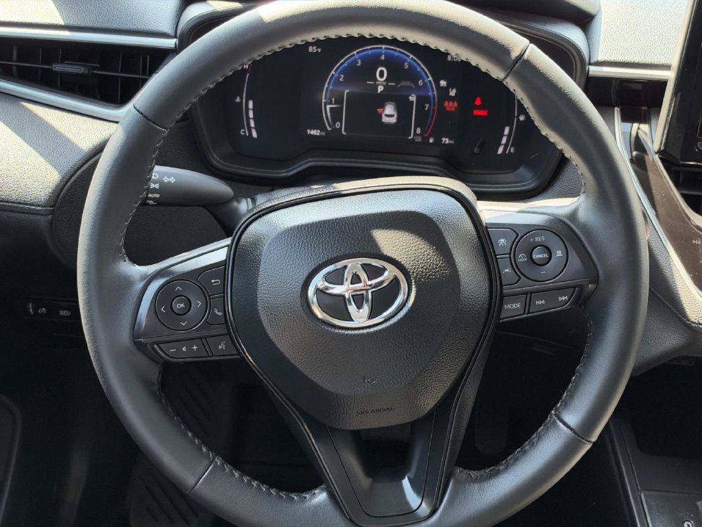 Used 2026 Toyota Corolla Cross LE w/ Moonroof Package FWD image 12