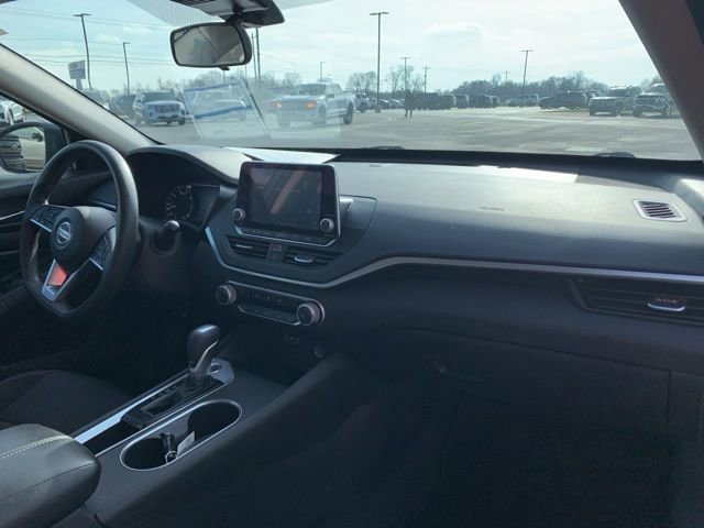 Used 2022 Nissan Altima 2.5 SV image 15