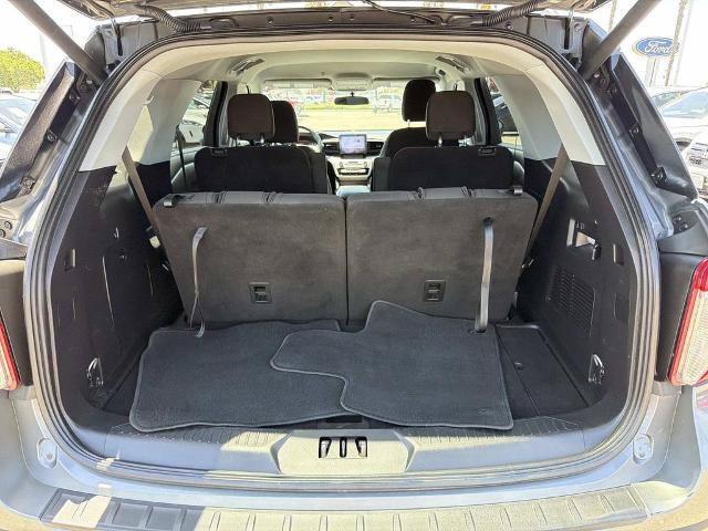 Certified 2023 Ford Explorer XLT RWD image 23