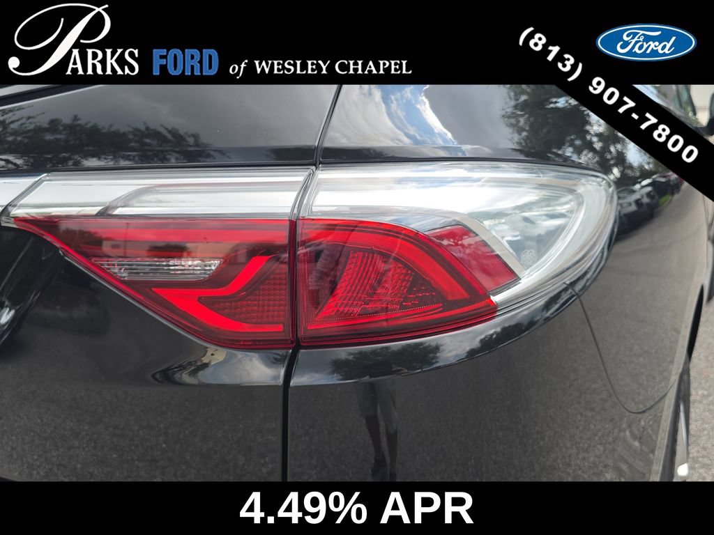 Used 2023 Buick Enclave Premium w/ Experience Buick Package AWD/4WD image 8