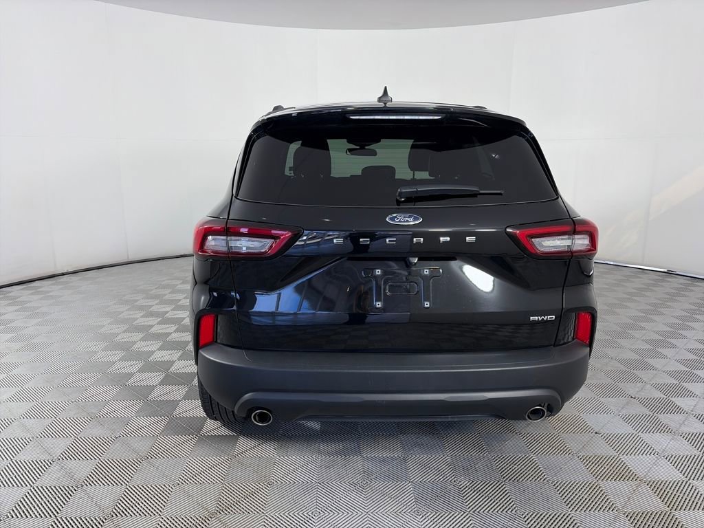 Certified 2025 Ford Escape ST-Line Select image 6