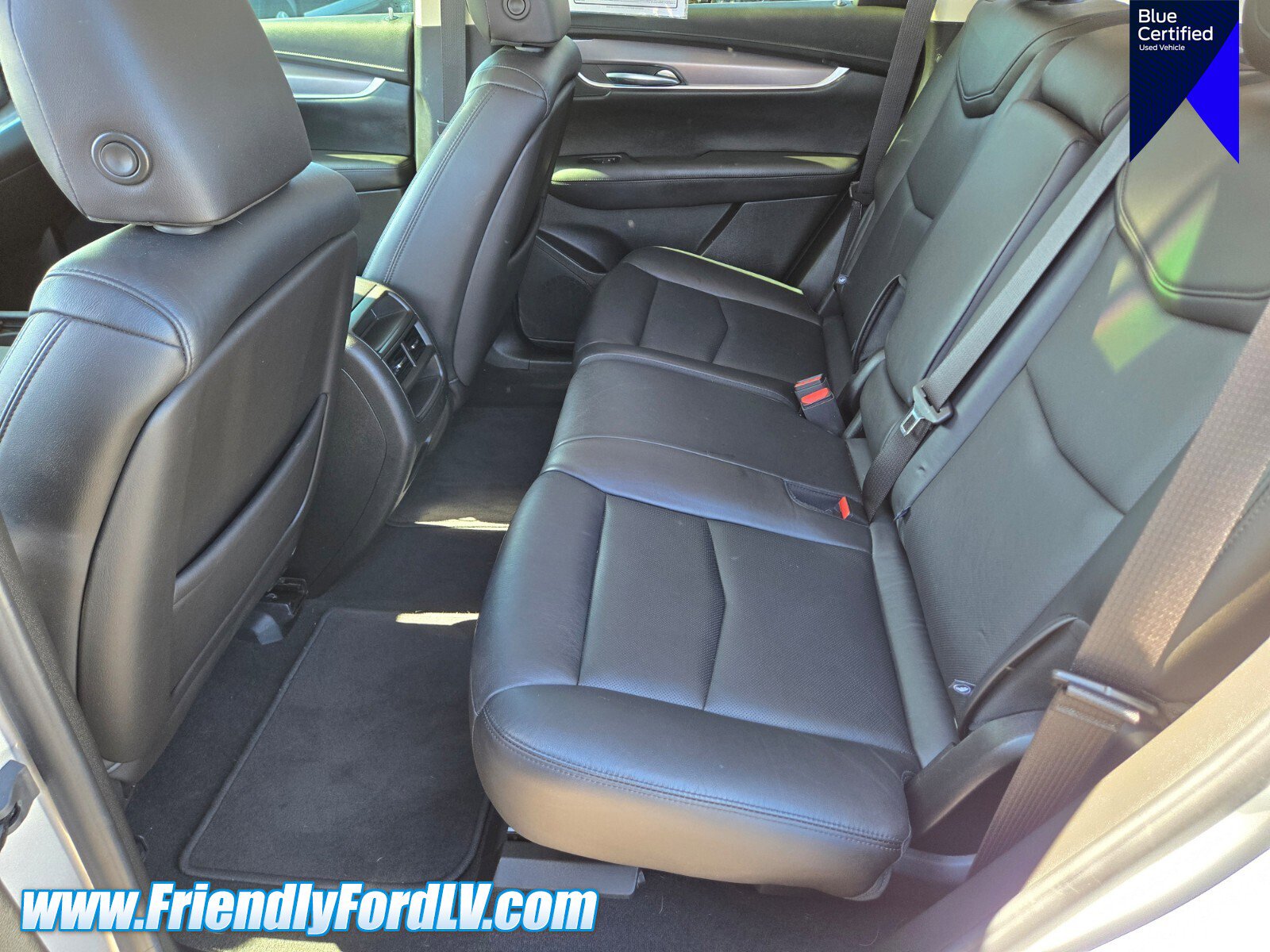 Used 2019 Cadillac XT5 Luxury w/ Advanced Security Package FWD image 10