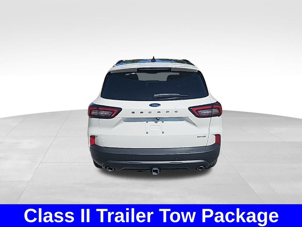Certified 2025 Ford Escape ST-Line Select w/ Tech Pack #2 image 4