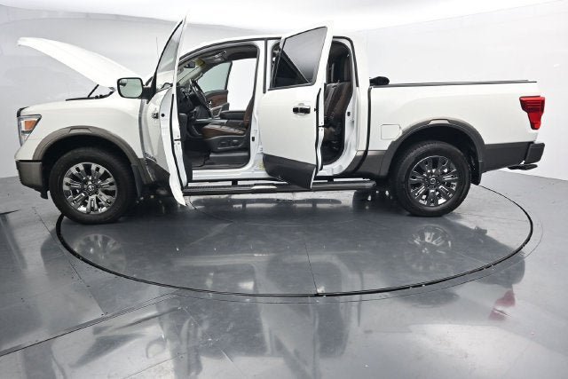 Used 2019 Nissan Titan Platinum Reserve w/ Platinum Utility Package AWD/4WD image 42