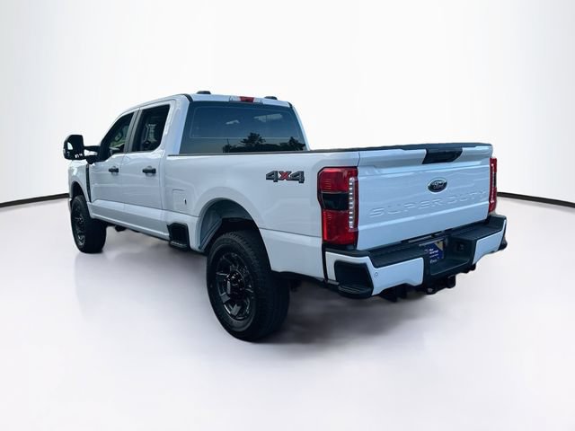 Certified 2024 Ford F350 4x4 Crew Cab Super Duty image 7