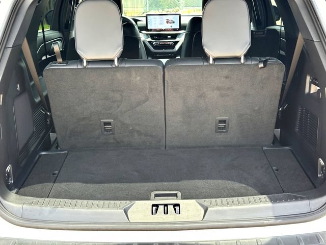 Certified 2025 Ford Explorer ST w/ Sun And Sound Package AWD/4WD image 8