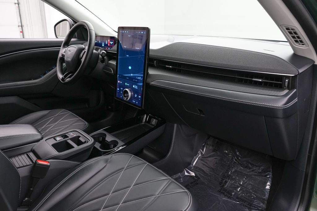 Certified 2025 Ford Mustang Mach-E Select RWD image 27