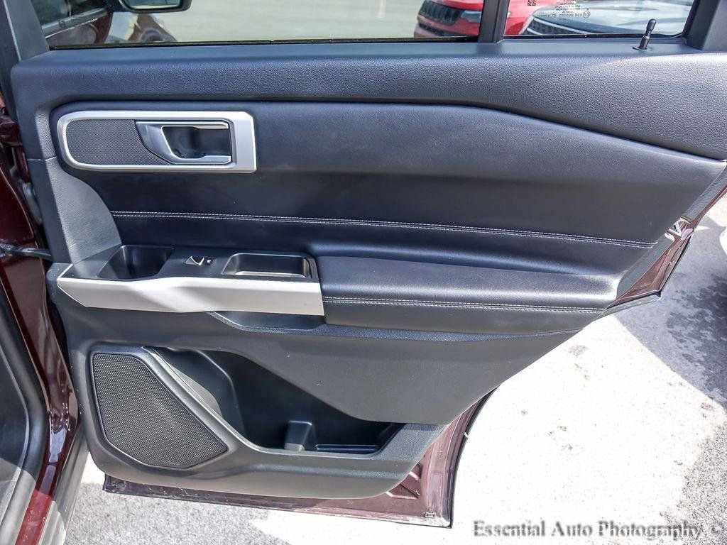 Certified 2022 Ford Explorer XLT w/ Equipment Group 202A image 24