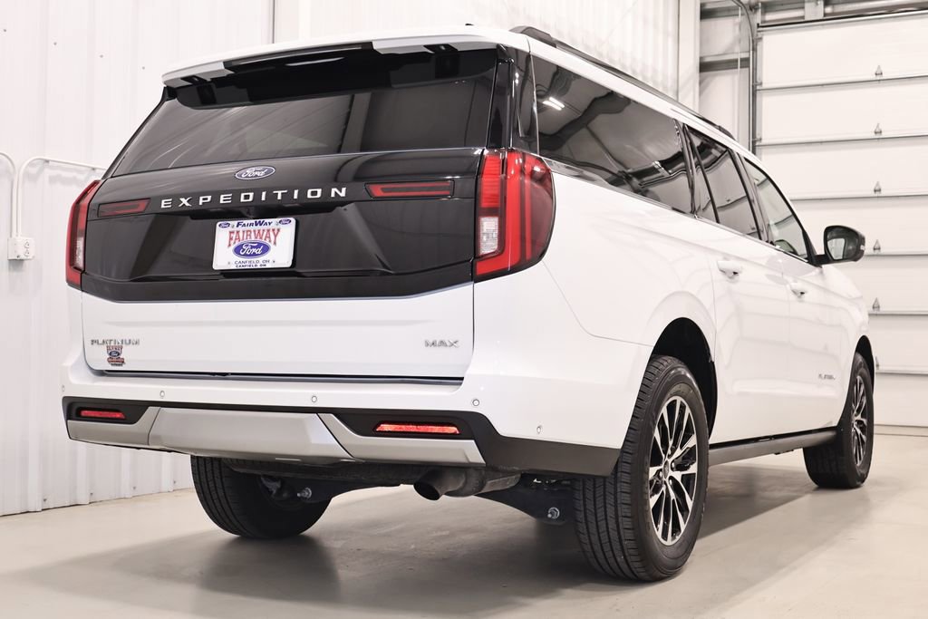 Certified 2025 Ford Expedition Max Platinum image 6