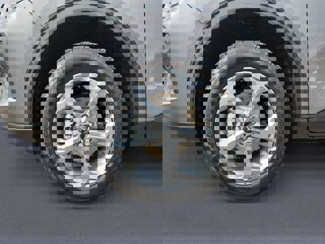 Certified 2025 Ford Escape ST-Line image 14