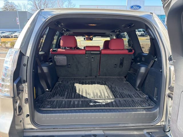 Used 2023 Lexus GX 460 Premium w/ Premium Package image 32