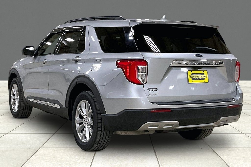 Certified 2020 Ford Explorer XLT w/ Equipment Group 202A AWD/4WD image 11