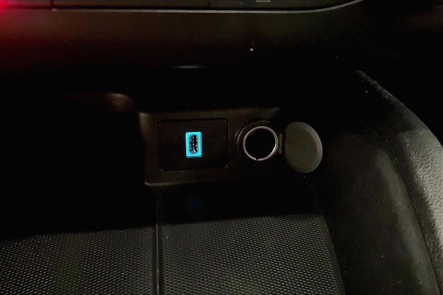 Certified 2020 Ford Escape SE Sport image 31