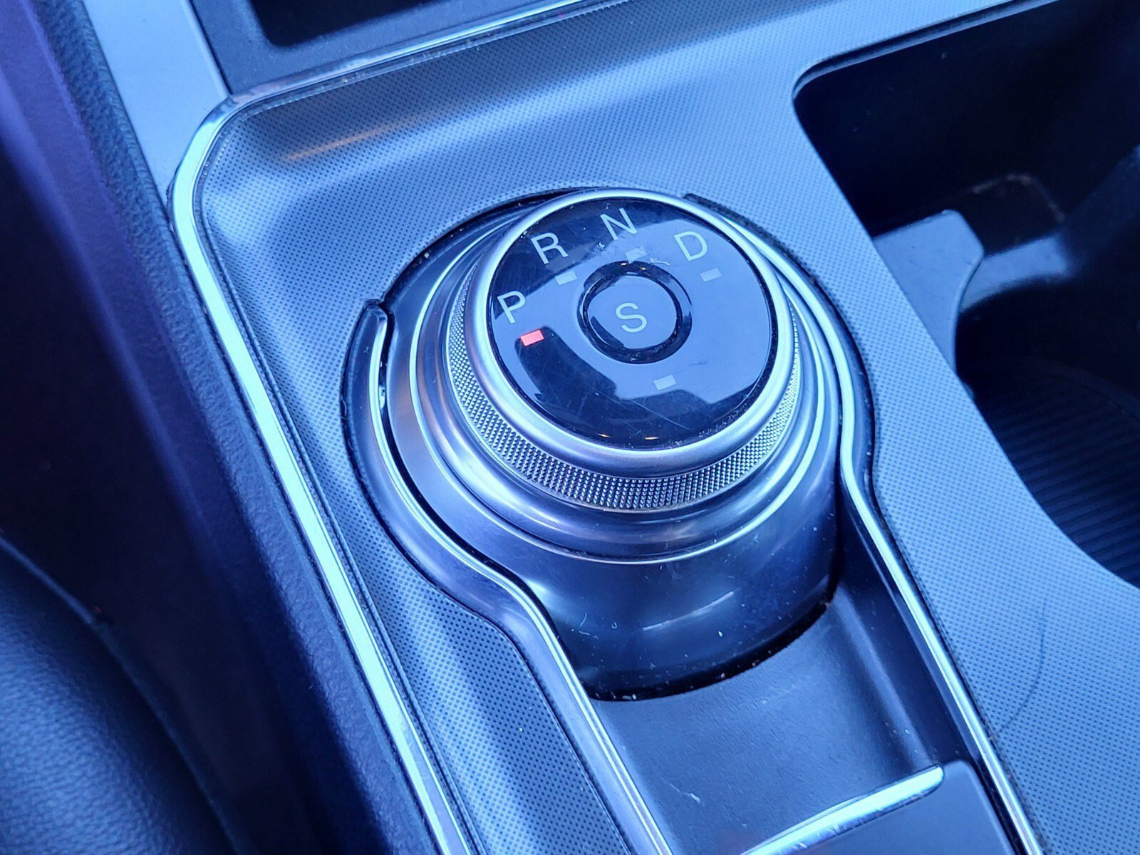 Certified 2022 Ford Edge ST-Line image 26