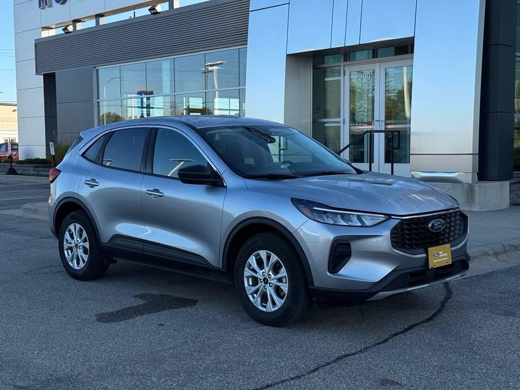 Certified 2024 Ford Escape Active AWD/4WD image 43