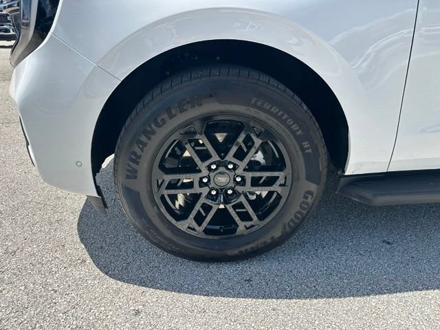 Certified 2025 Ford Expedition Active RWD image 40