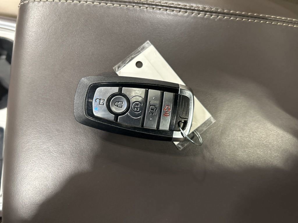 Certified 2023 Ford Explorer Platinum w/ Premium Technology Package image 28