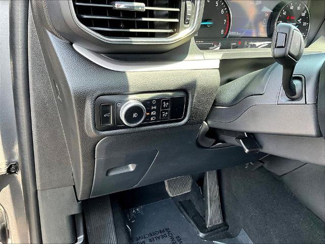 Certified 2023 Ford Explorer XLT w/ Equipment Group 202A AWD/4WD image 24