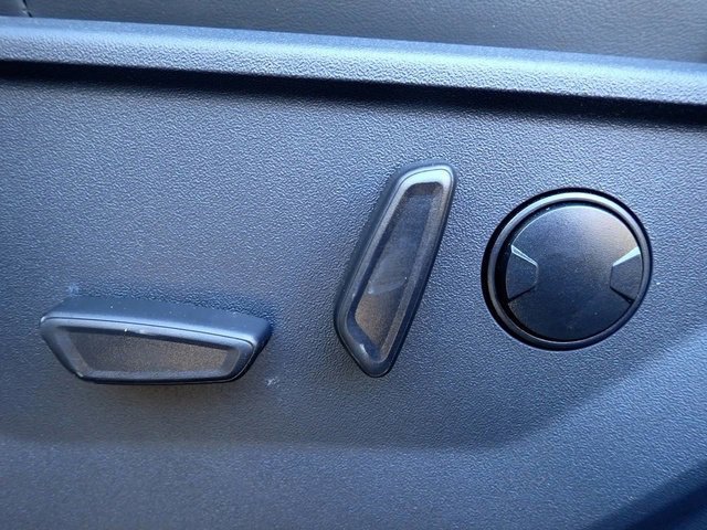 Certified 2025 Ford Expedition Active image 24