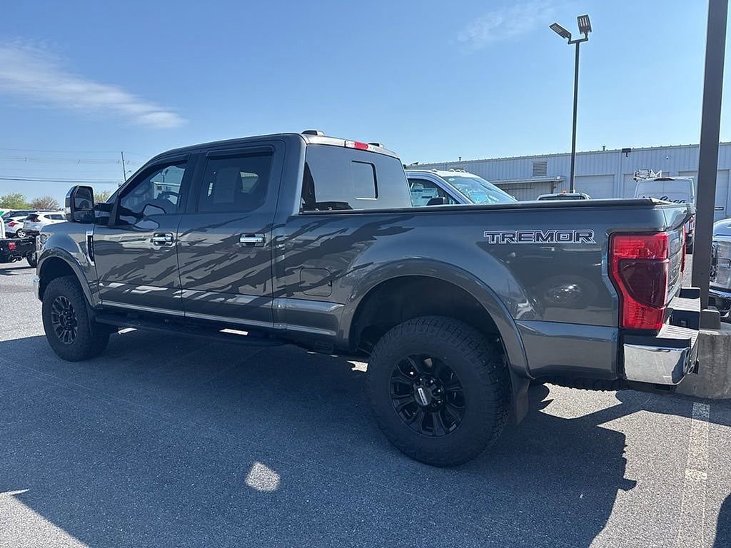 Certified 2020 Ford F350 XLT w/ Tremor Off-Road Package AWD/4WD image 3