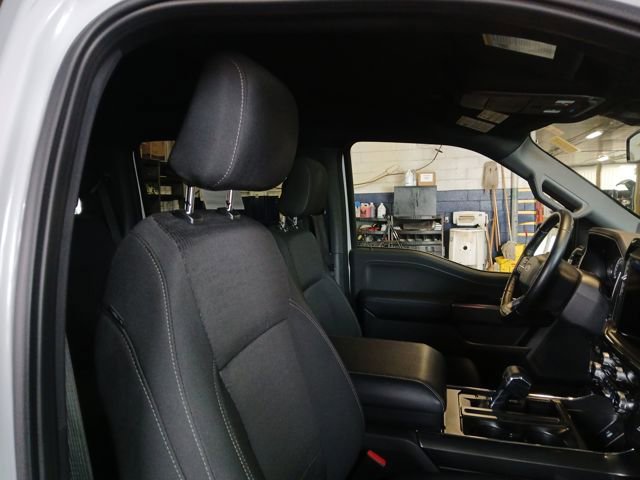 Certified 2022 Ford F150 XLT w/ Equipment Group 302A High image 45