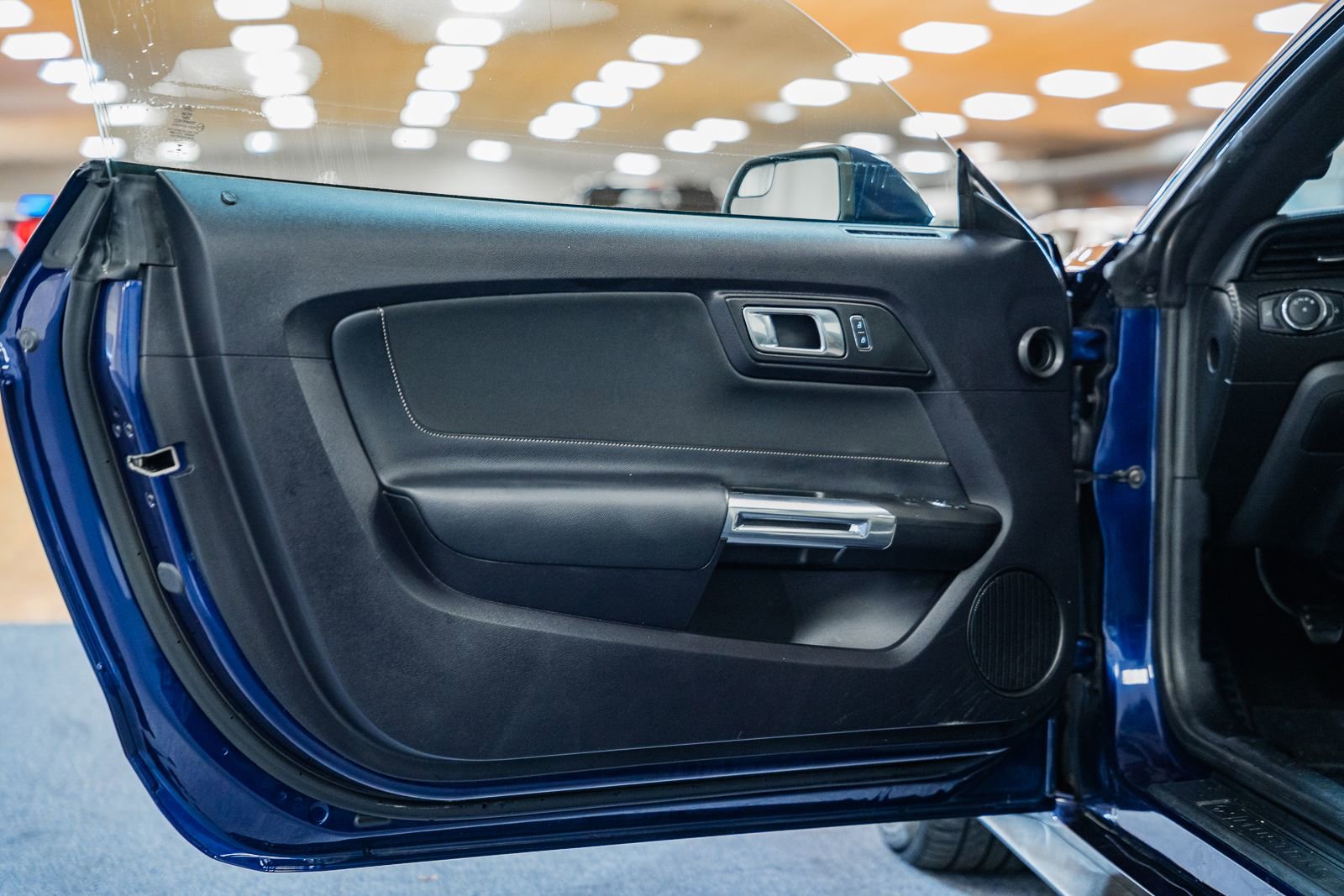 Certified 2019 Ford Mustang Coupe image 41