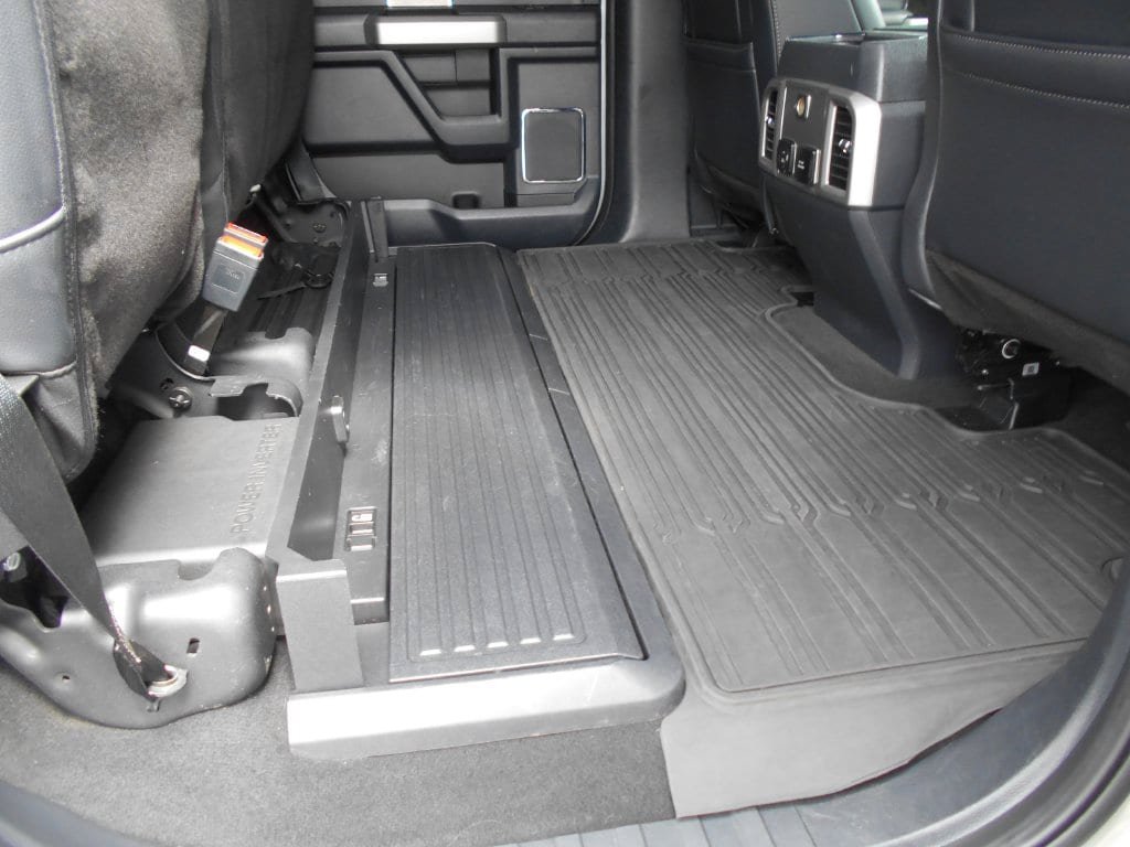 Certified 2022 Ford F250 Lariat w/ FX4 Off-Road Package AWD/4WD image 10