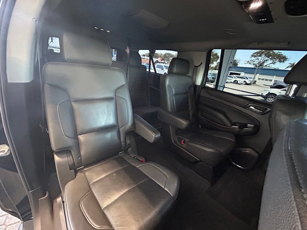Used 2017 GMC Yukon XL SLT w/ Premium Edition AWD/4WD image 31