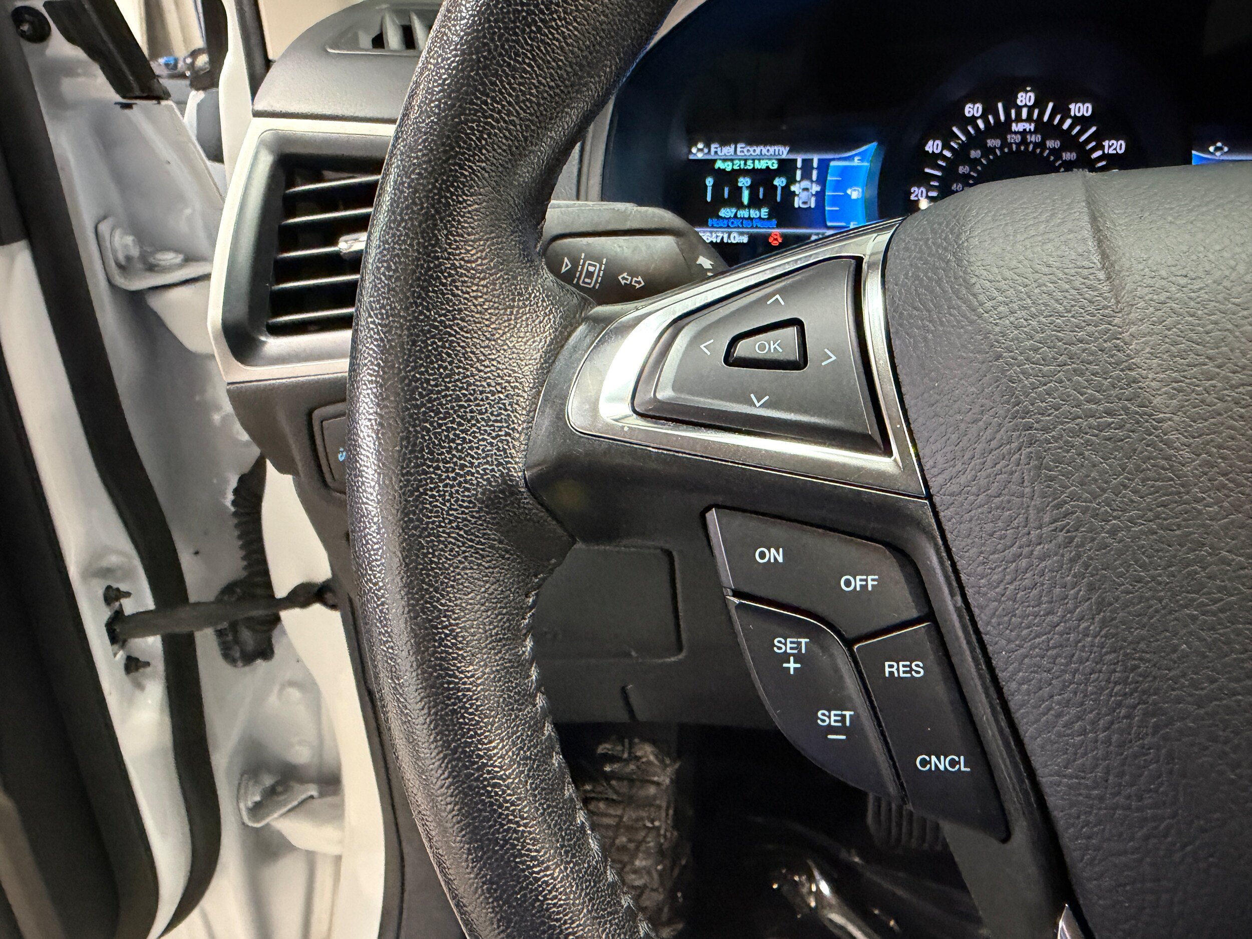 Certified 2024 Ford Edge SEL AWD/4WD image 16
