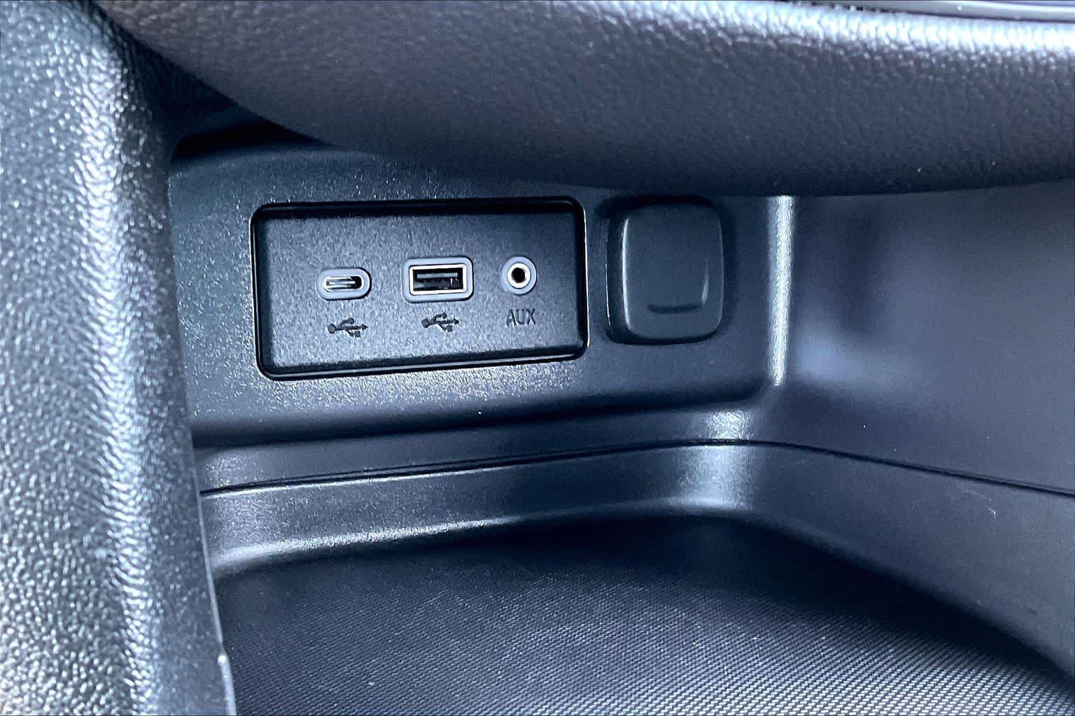Used 2024 Chevrolet Equinox RS AWD/4WD image 30