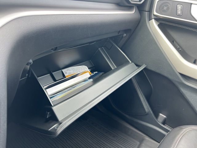 Certified 2023 Ford Explorer XLT w/ Equipment Group 202A image 19