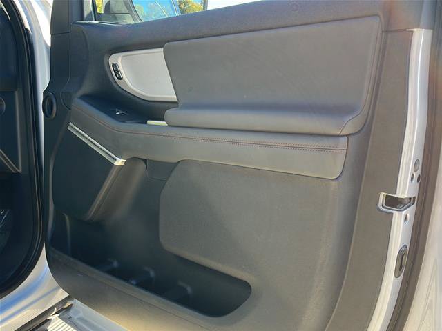 Certified 2025 Ford Expedition Active AWD/4WD image 24