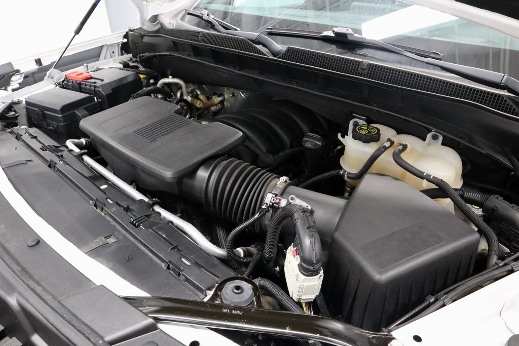 Used 2023 Chevrolet Suburban Premier image 15