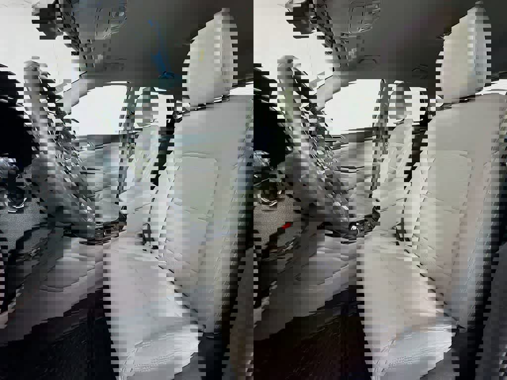 Used 2021 Hyundai Tucson Sport w/ Cargo Package image 12