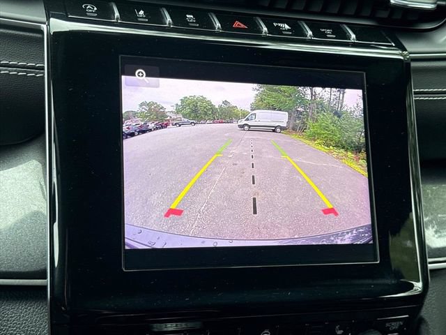Used 2022 Jeep Grand Cherokee Altitude AWD/4WD image 26