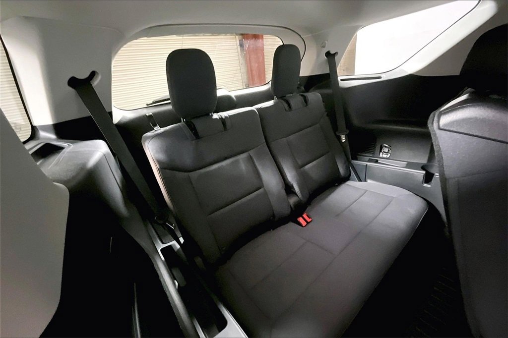 Certified 2025 Ford Explorer Active image 23