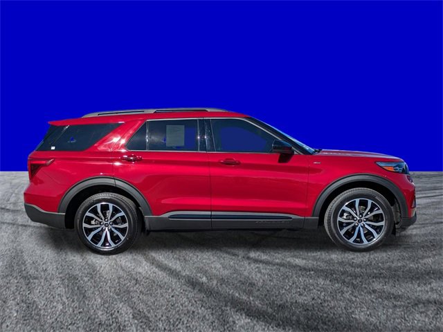 Certified 2022 Ford Explorer ST-Line image 3