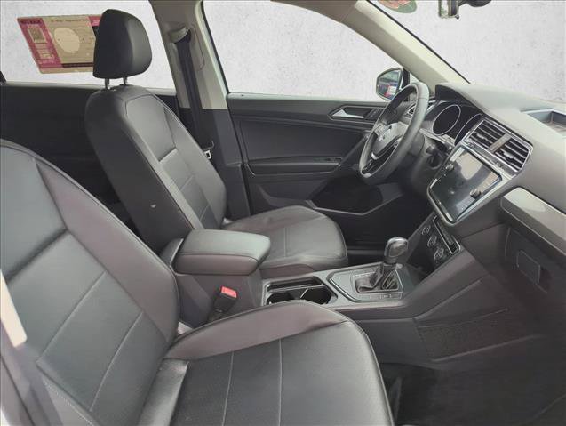 Used 2020 Volkswagen Tiguan SE w/ Panoramic Sunroof Package FWD image 23