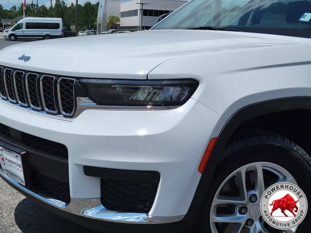 Used 2023 Jeep Grand Cherokee L Laredo AWD/4WD image 10