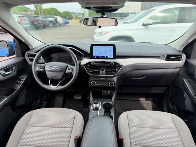 Certified 2021 Ford Escape SE w/ Convenience Package AWD/4WD image 2
