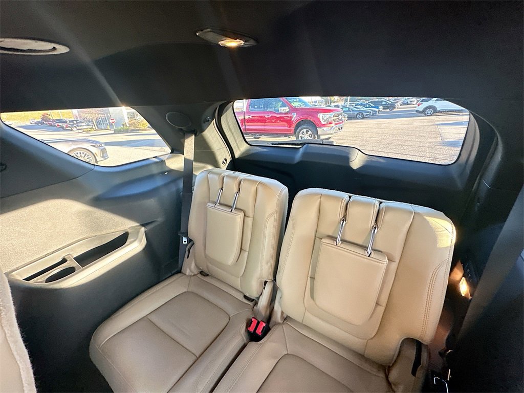 Certified 2017 Ford Explorer Limited w/ Equipment Group 301A image 8