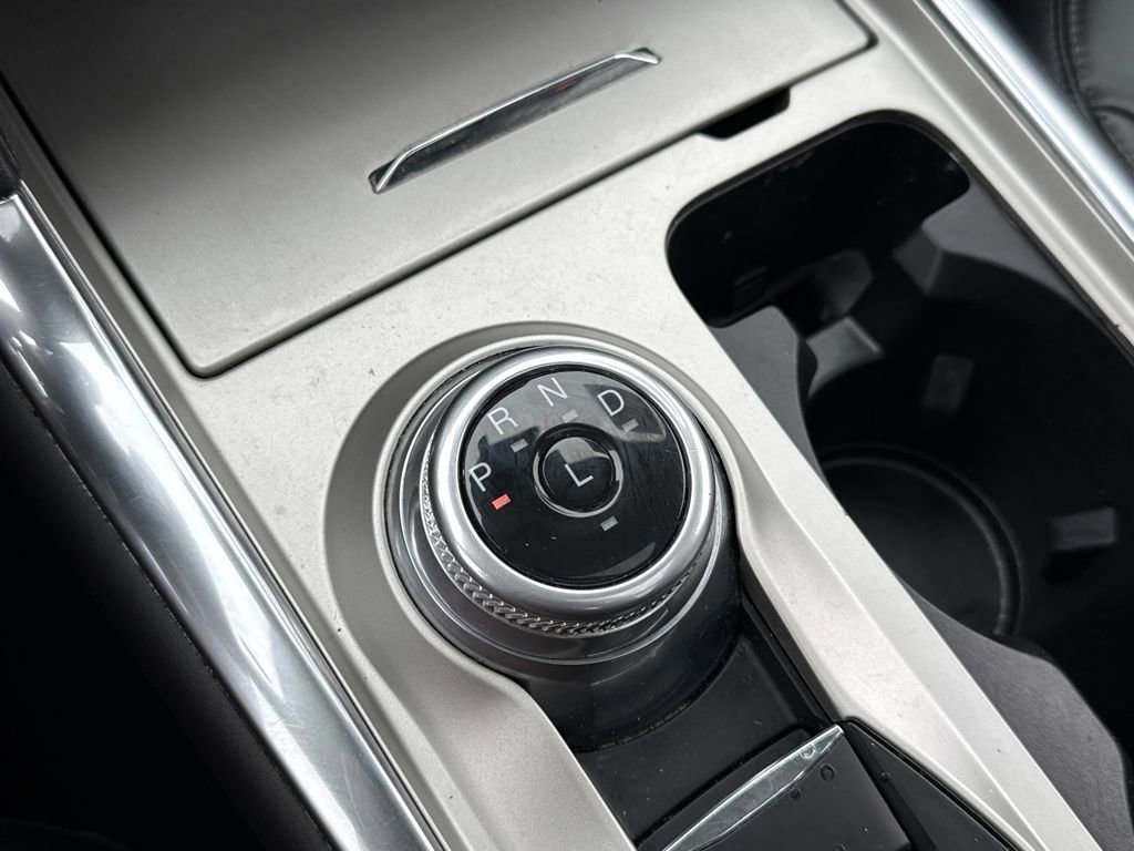 Certified 2022 Ford Explorer XLT w/ Equipment Group 202A image 25