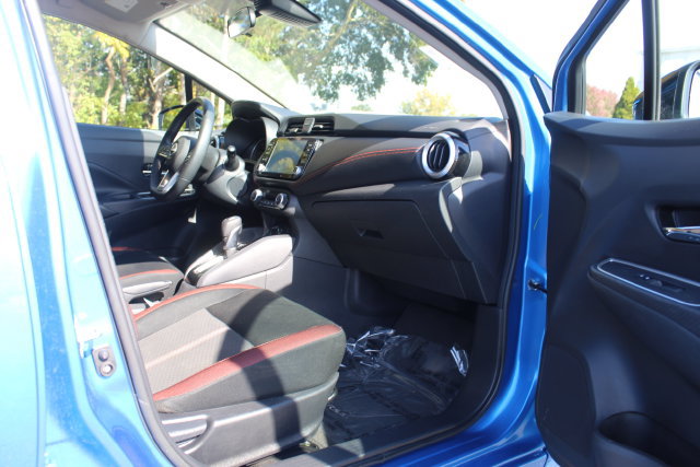 Used 2024 Nissan Versa SR FWD image 23