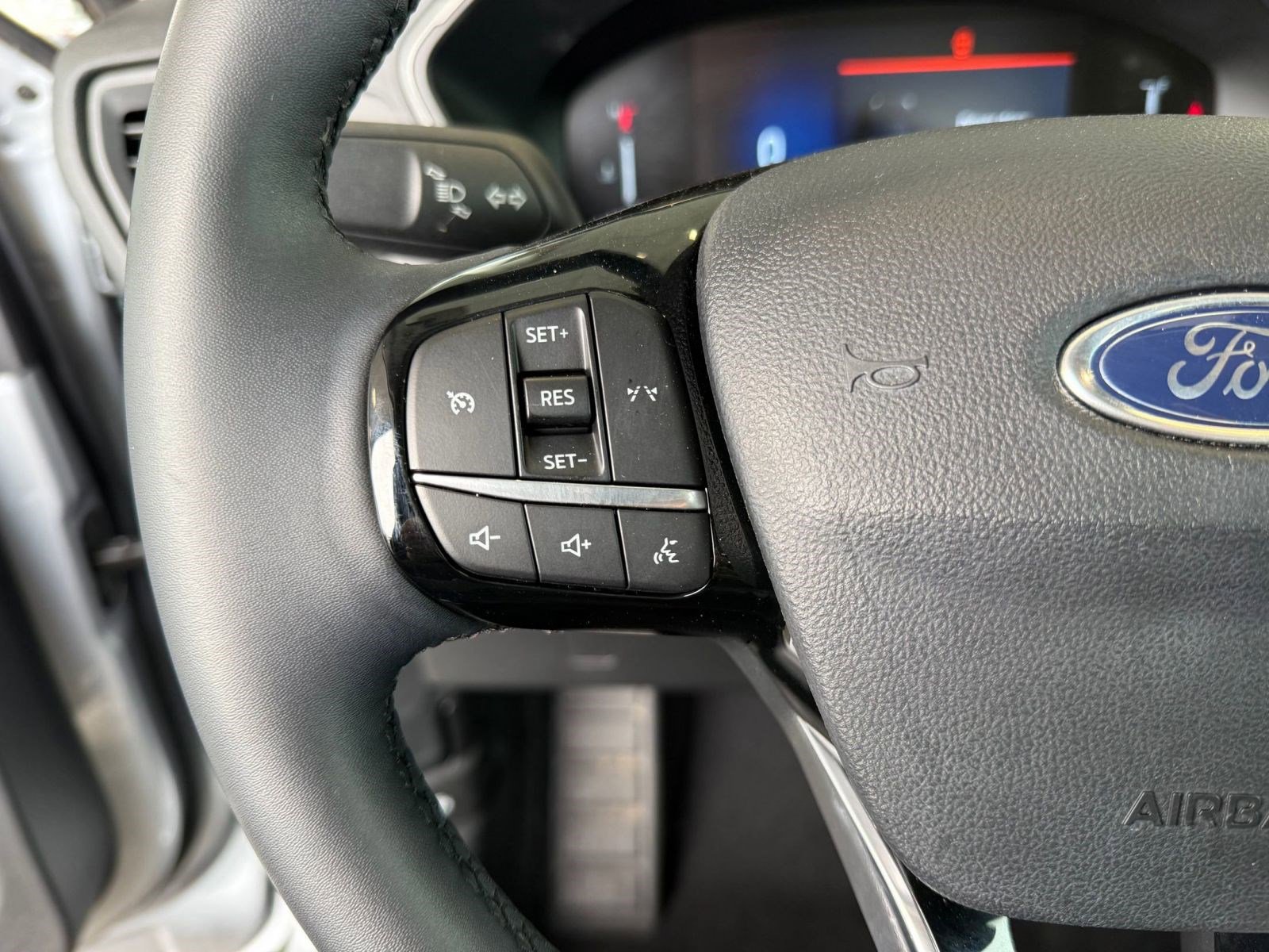 Certified 2023 Ford Escape Active w/ Cold Weather Package FWD image 18